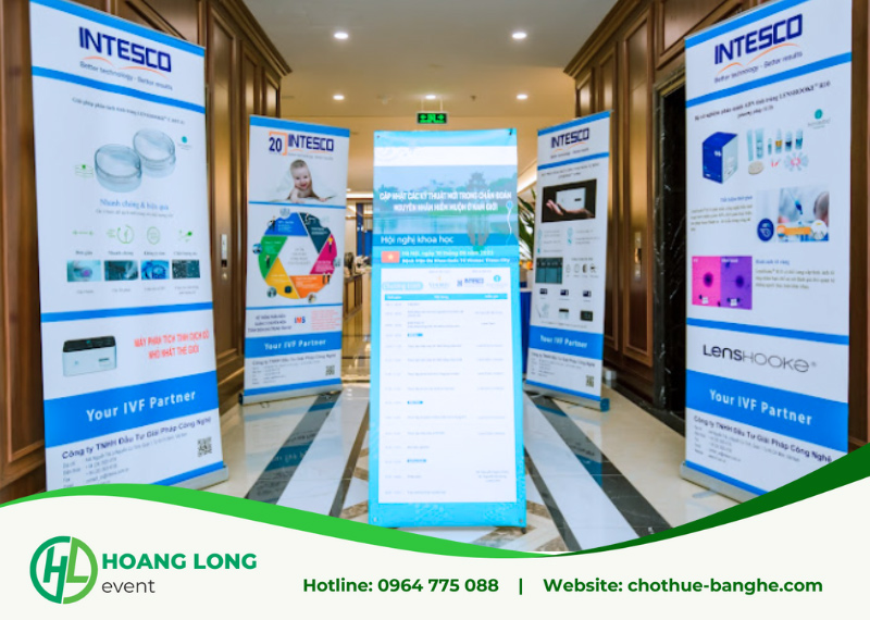 cho thuê chân standee tại hà nội 